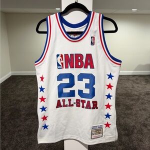 Mitchell & Ness NBA 2003 All Star Michael Jordan White Jersey